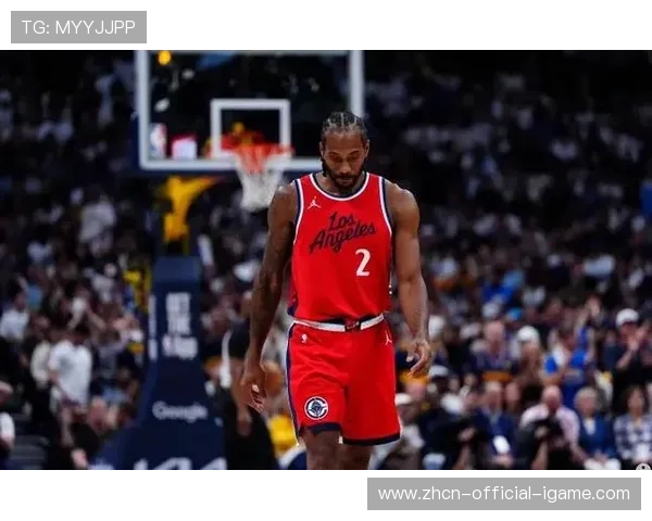 伦纳德站在中距离，洛杉矶快船最信任这一点